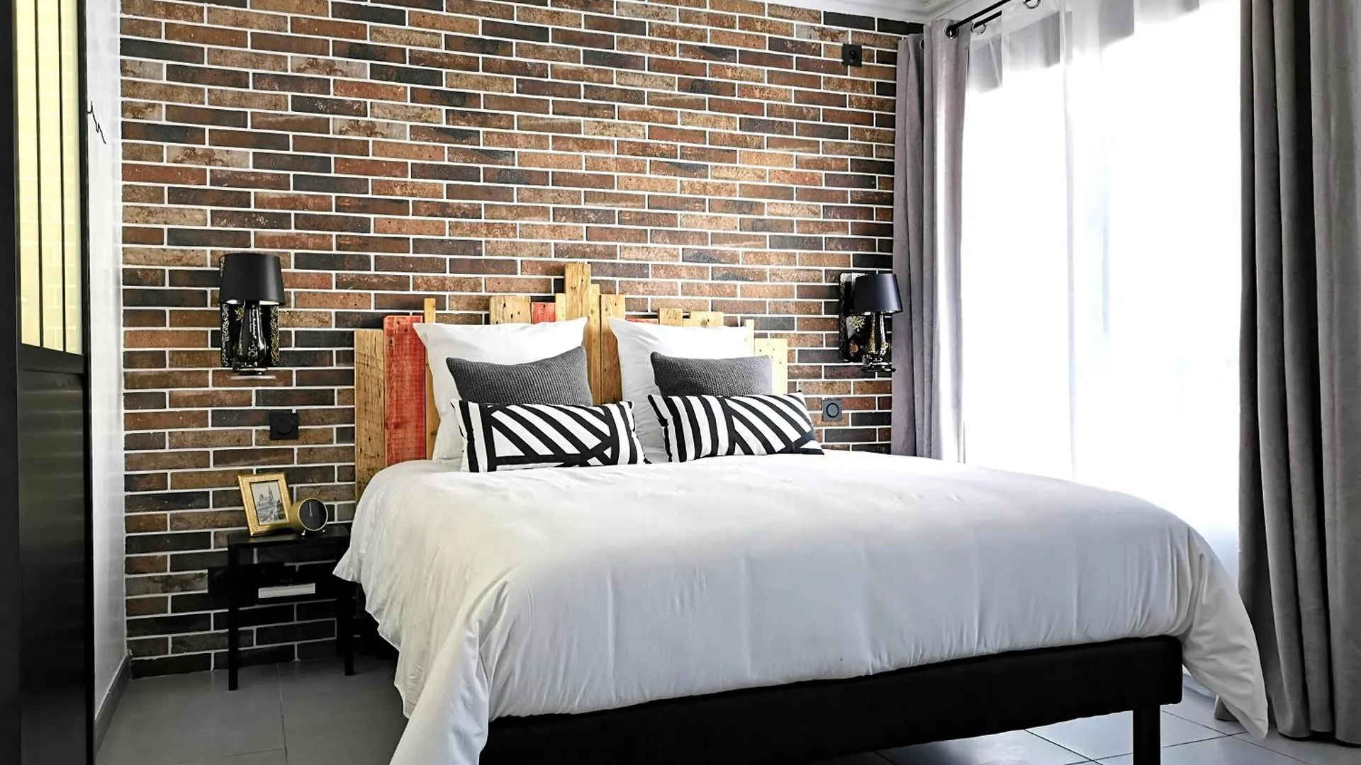 Studio Industriel Cosy A 1 Min Du Vieux-Port Calme & Tout Equipe Marseille