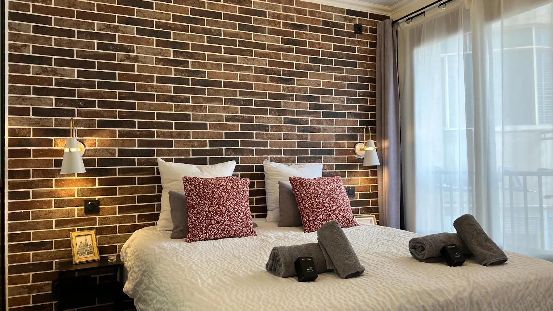 Apartment Studio Industriel Cosy A 1 Min Du Vieux-Port Calme & Tout Equipe Marseille